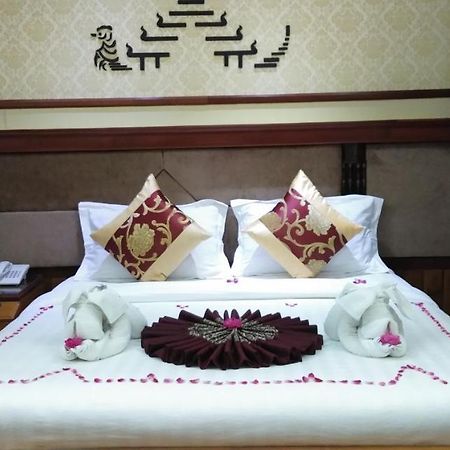 Palace Hotel Mandalay Ngoại thất bức ảnh